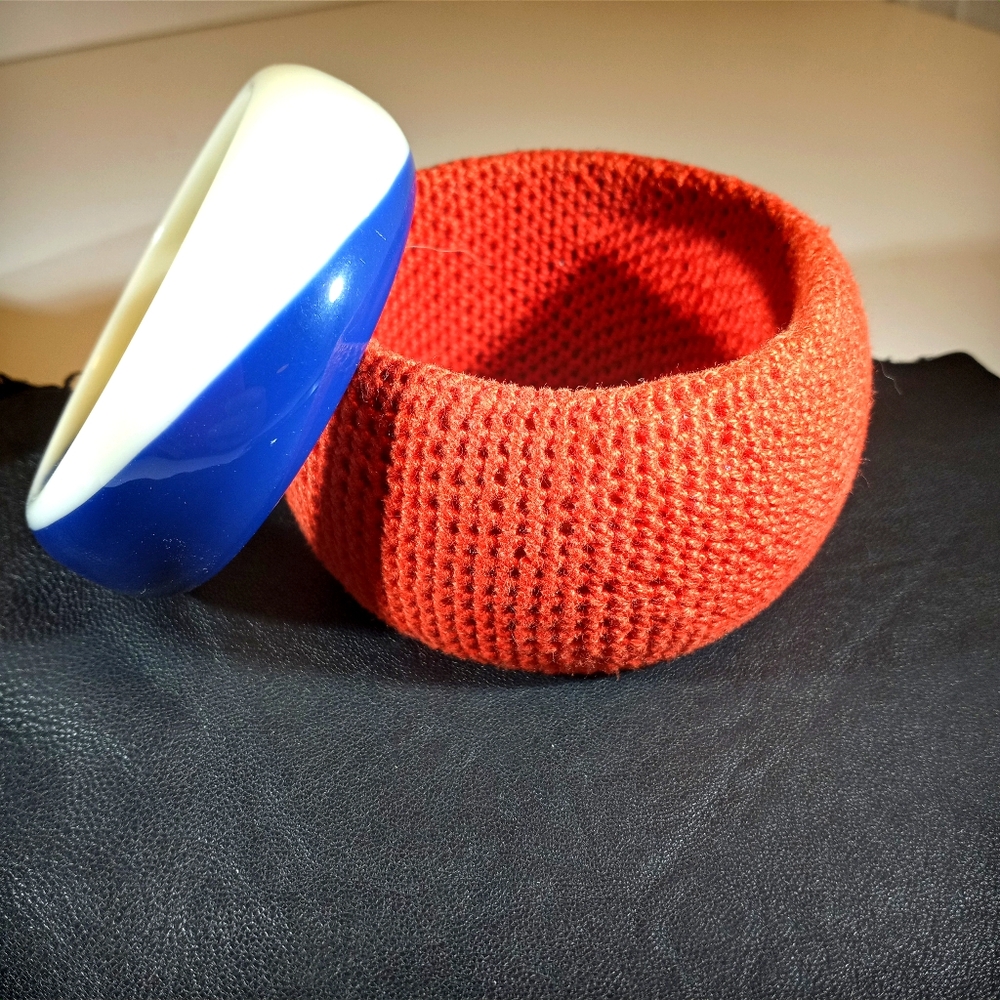 Bundle! Red with and blue bangles
